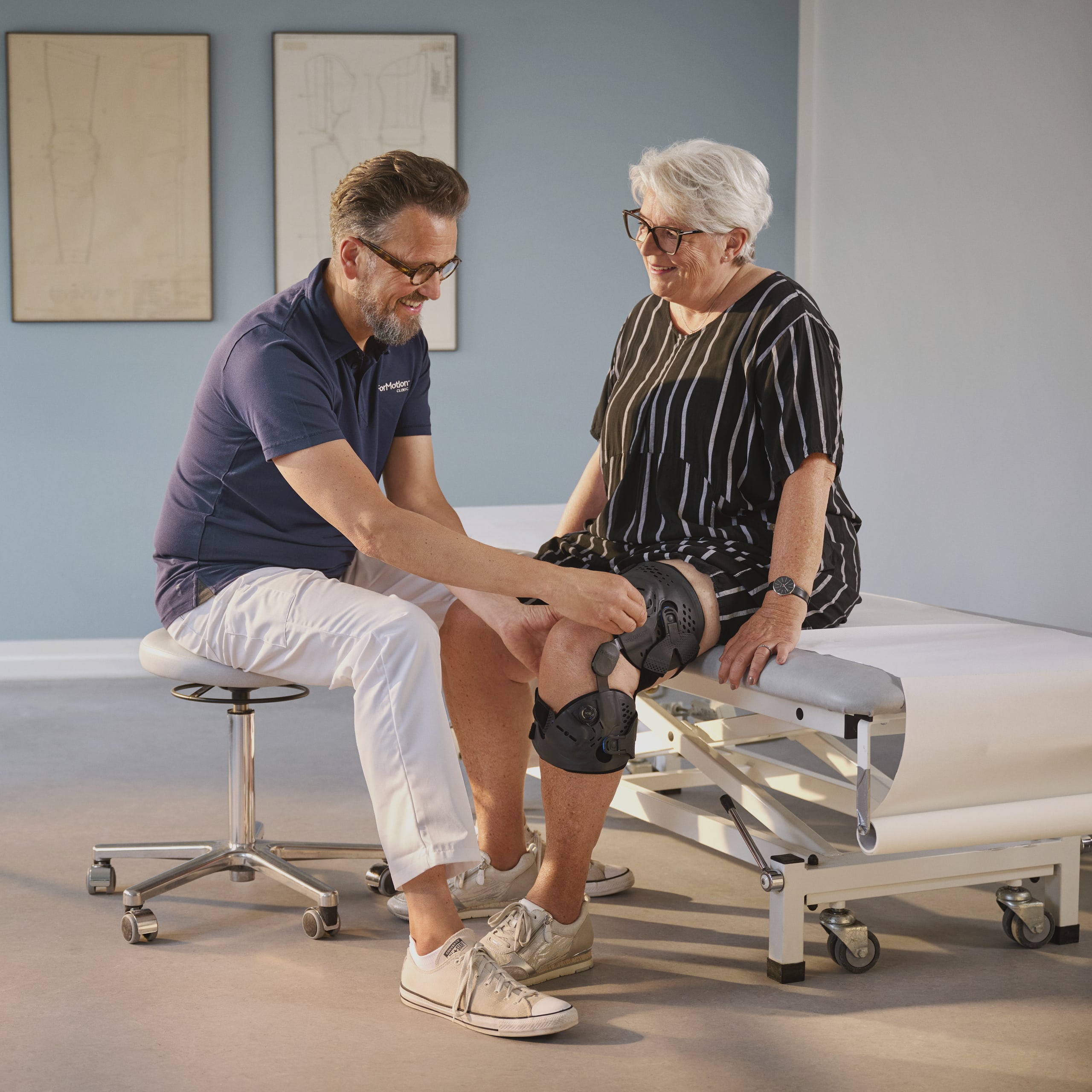 ForMotion_Brace-Fitting_Lifestyle-Image