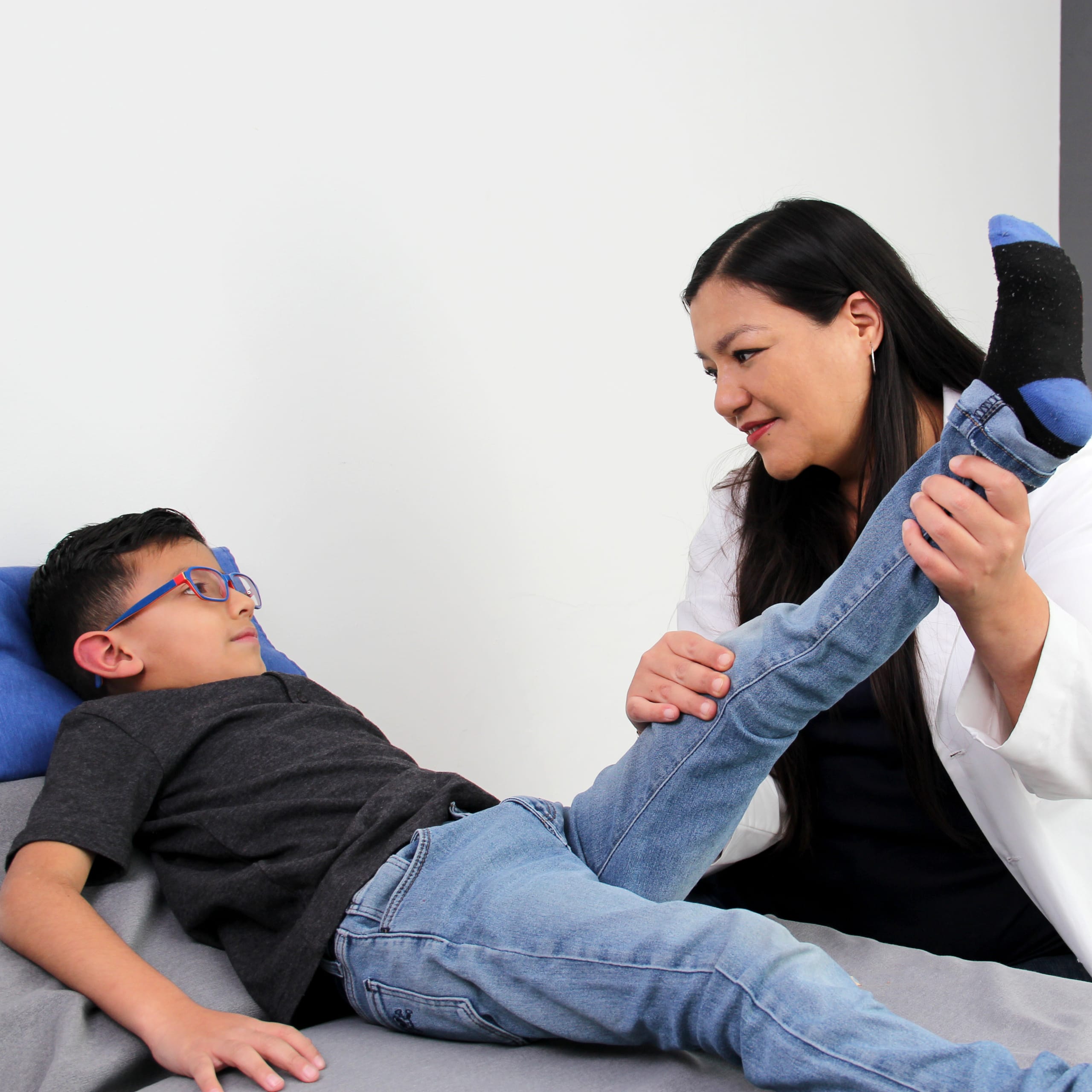 AdobeStock_588159128_knee_schlatters_sjukdom