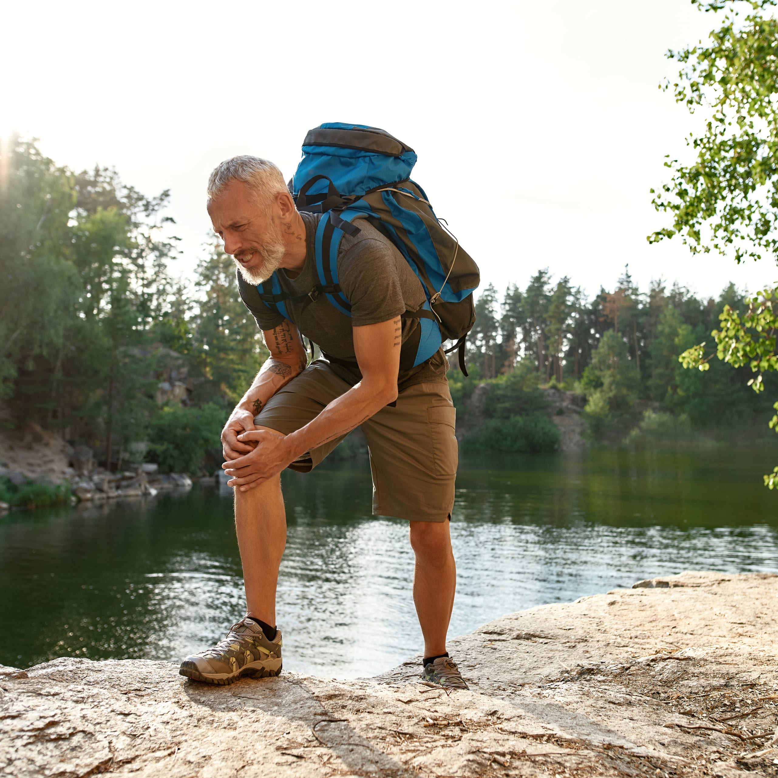 AdobeStock_436594794_knee