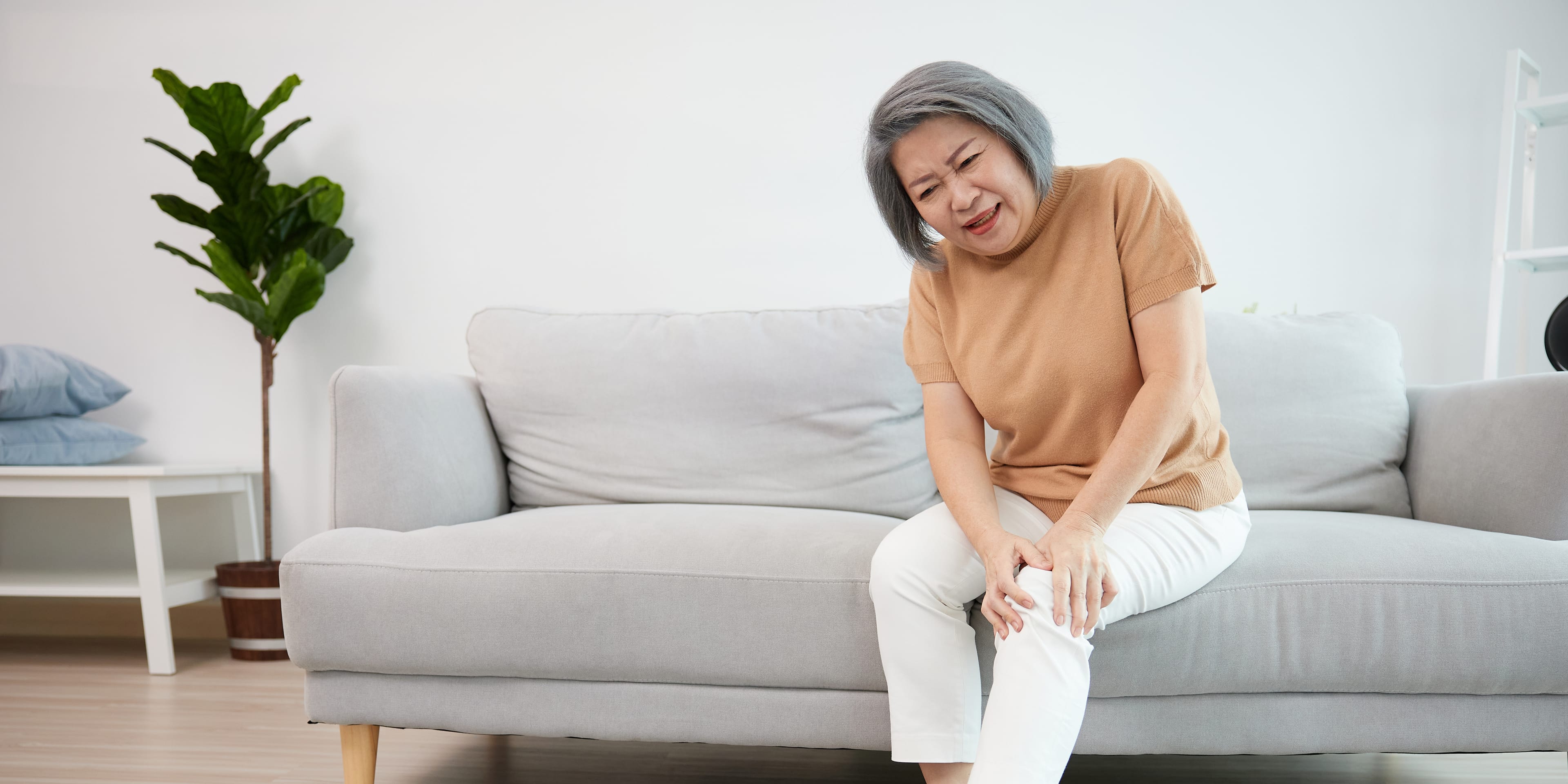 AdobeStock_688481881_knee