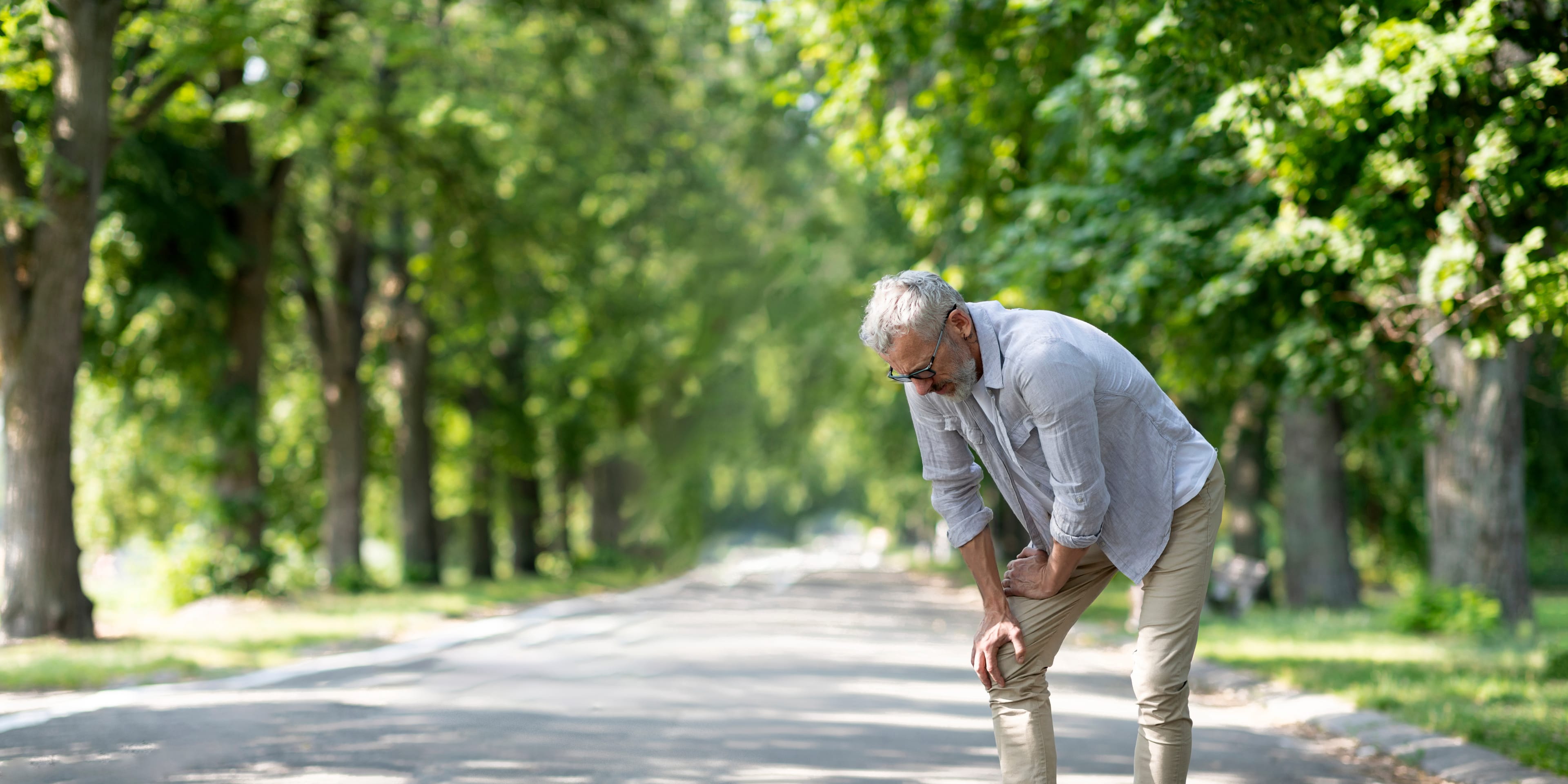 AdobeStock_647334211_knee