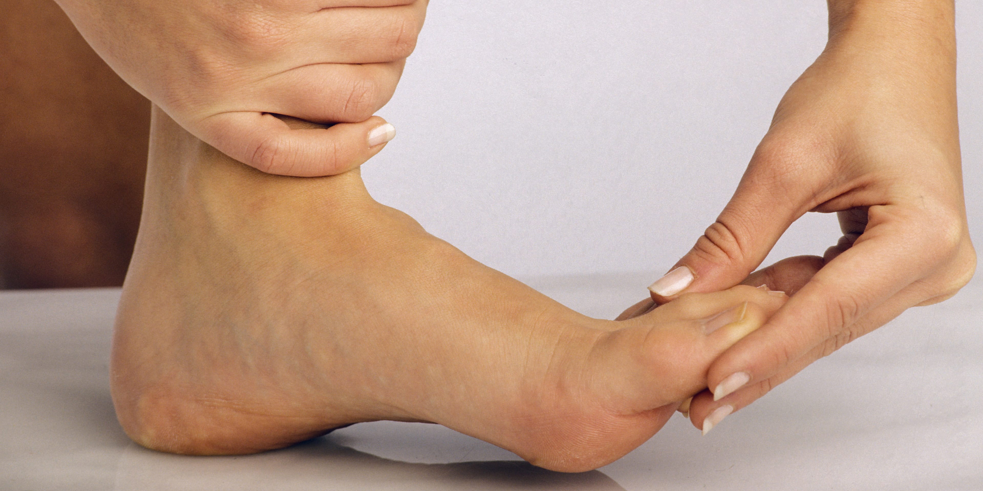 AdobeStock_2653125_feet