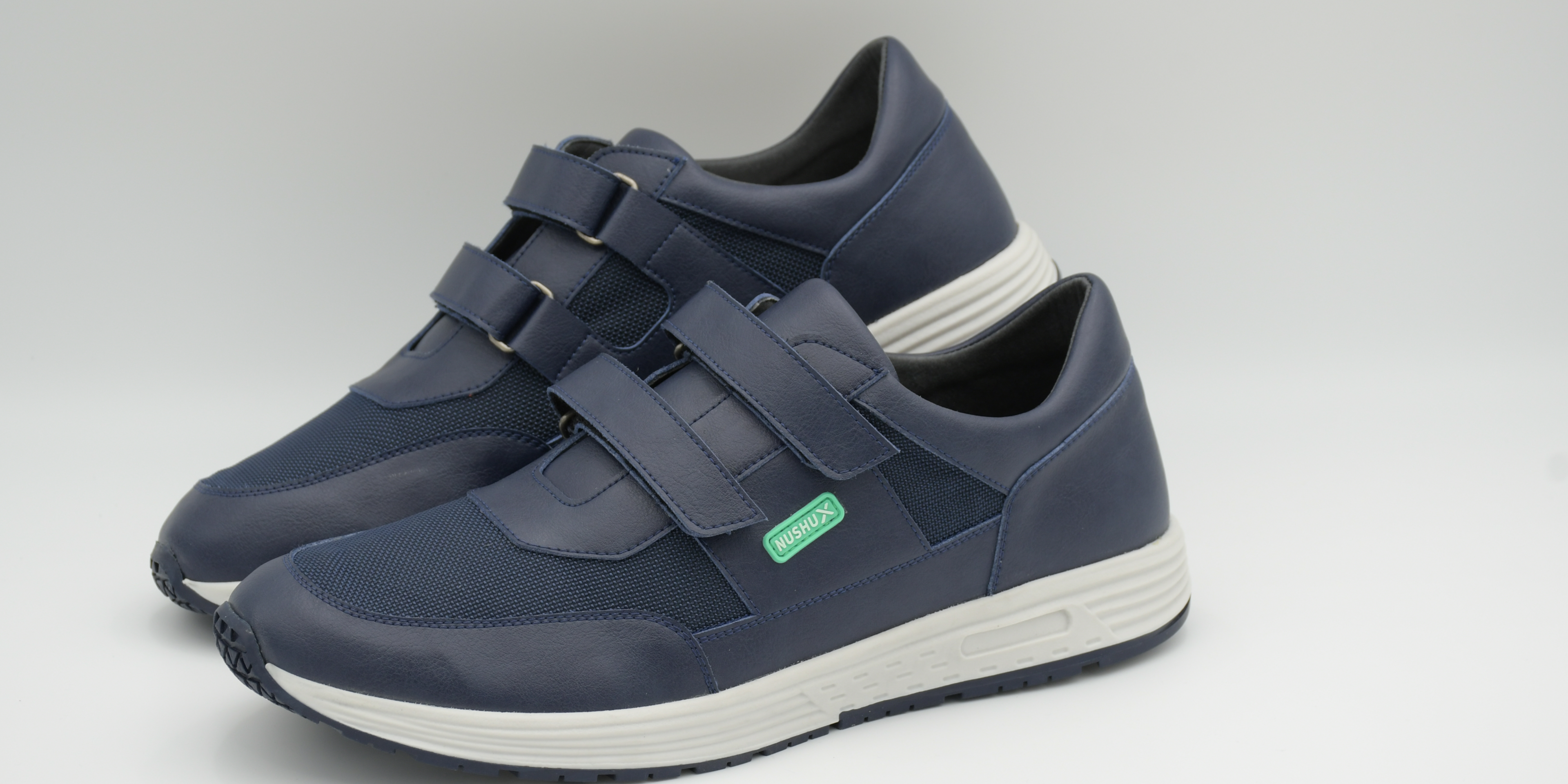 NUSHU-X-Shoes_Product-Image_02