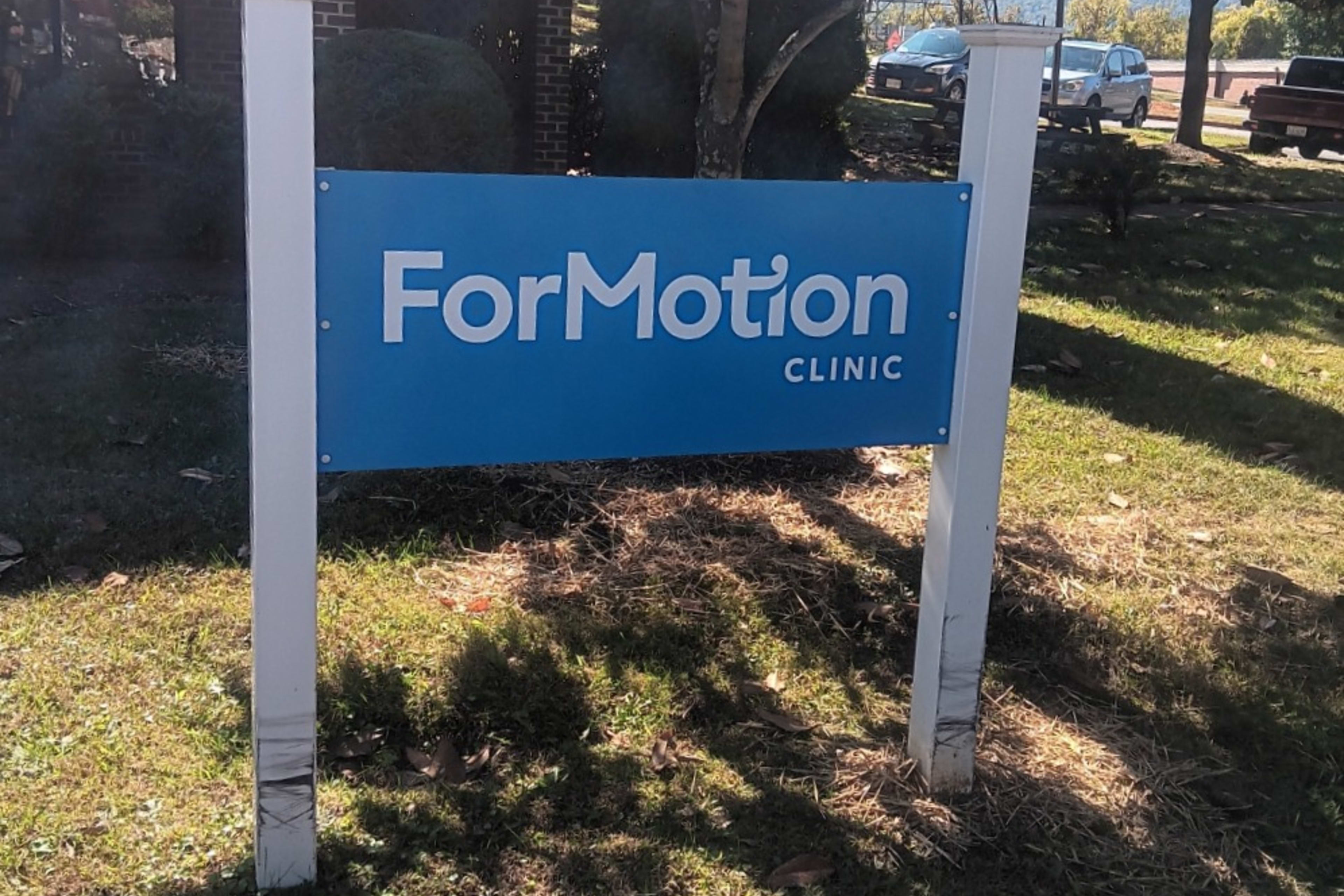 ForMotion-Clinic-Charlottesville_Lifestyle-Image