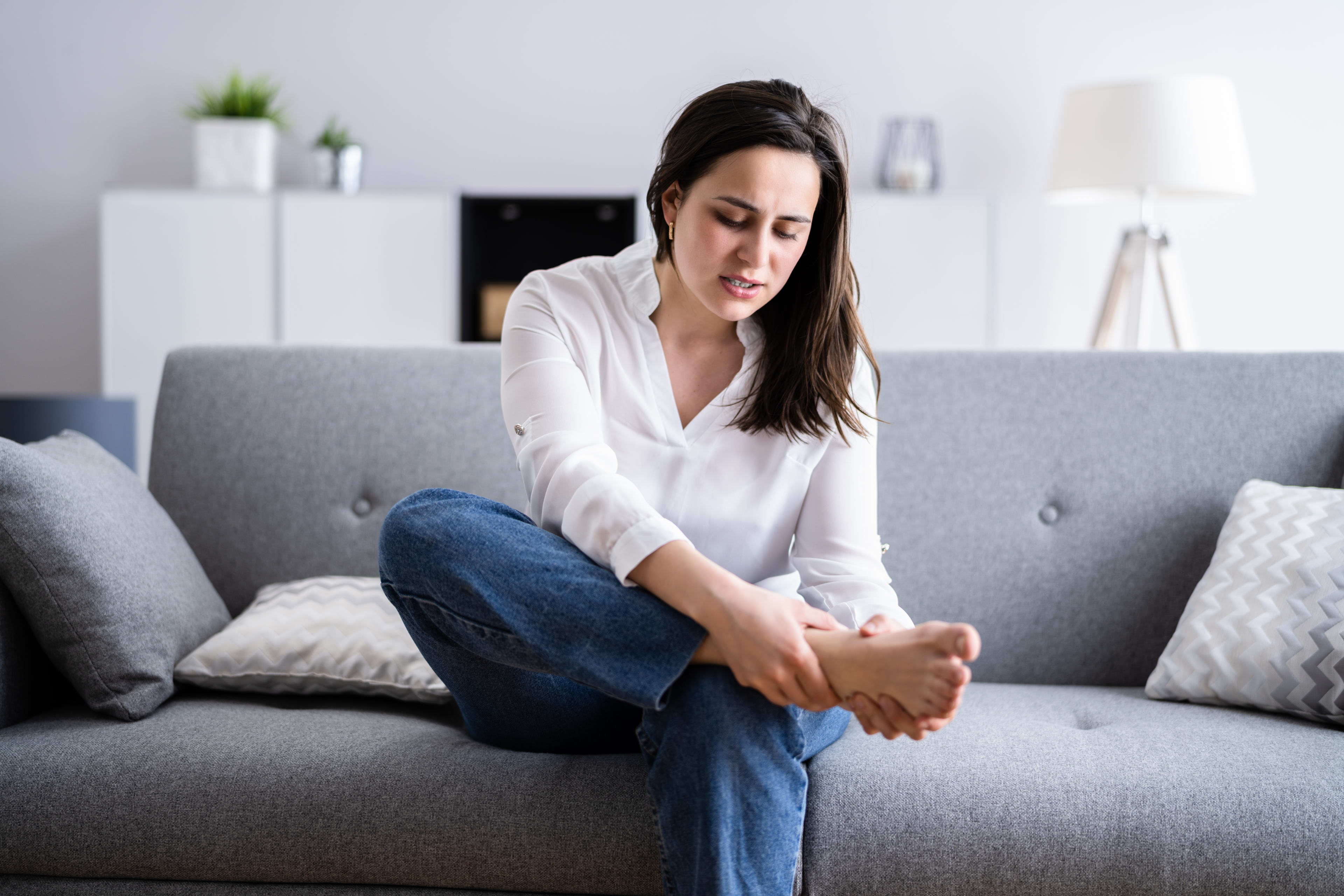 AdobeStock_432431215_feet