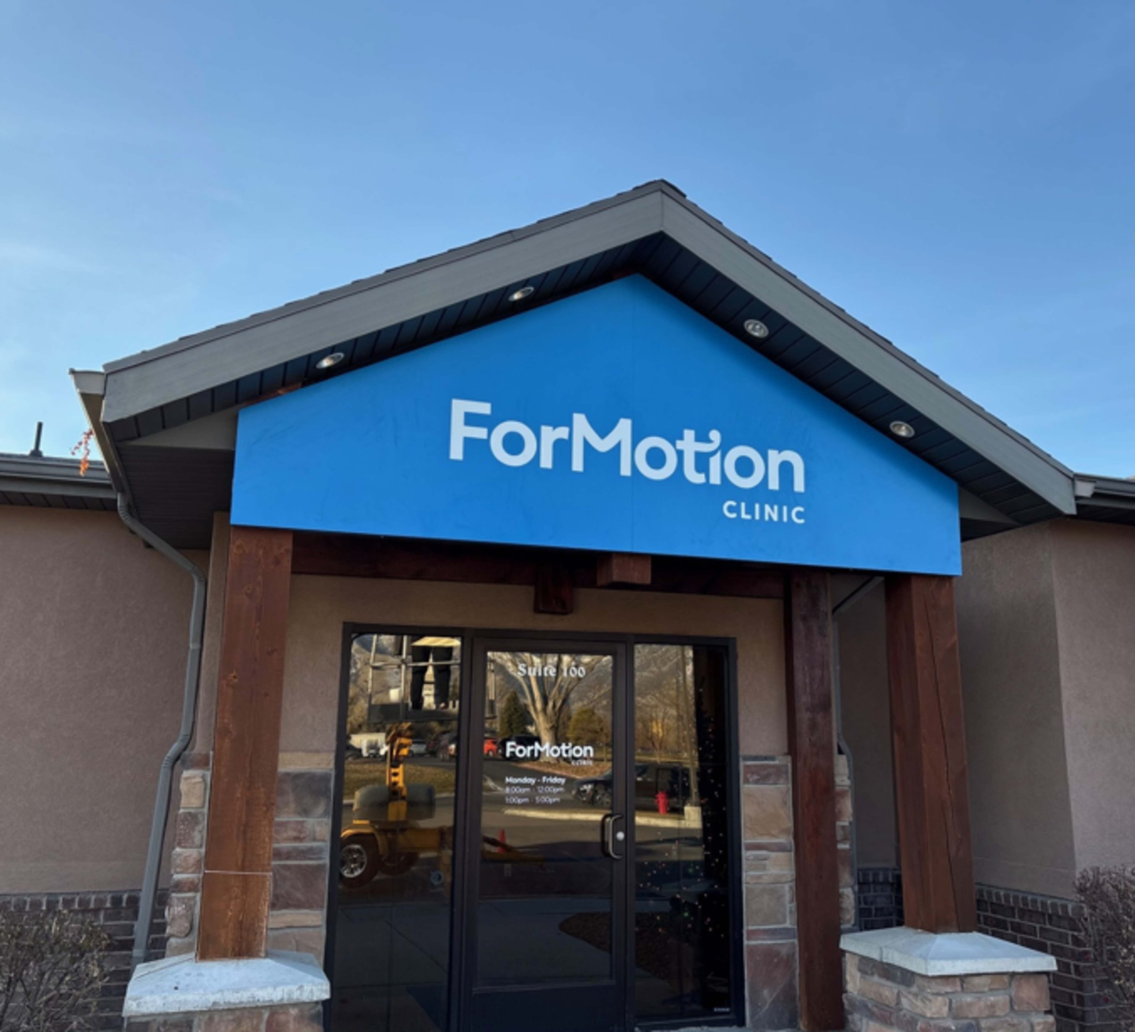 N.Logan_UT_ForMotion-Clinic-Lifestyle-Image